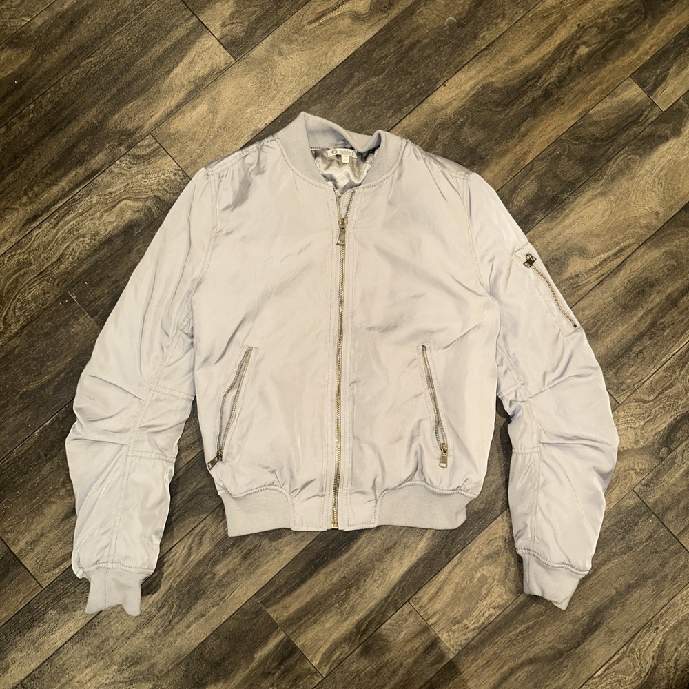 Noble U Full-Zip Bomber Jacket Women's Size M Light Grey Satin Pockets